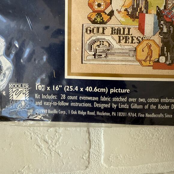 NEW Vintage Bucilla Needlepoint Cross Stitch Golf Image Memorabilia Kit 42075 - Picture 5 of 5